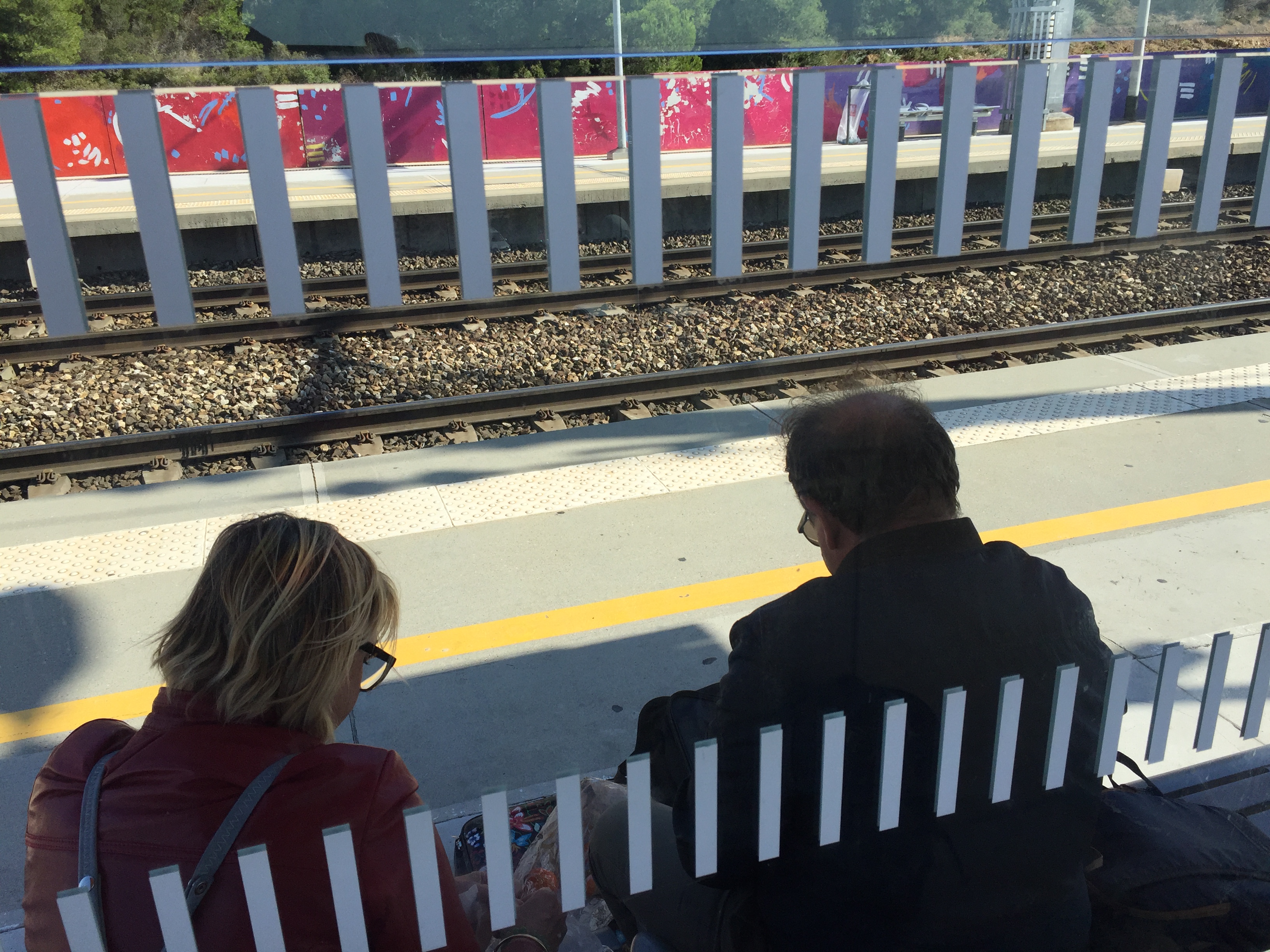 A New Ponzo Illusion (or something more?)